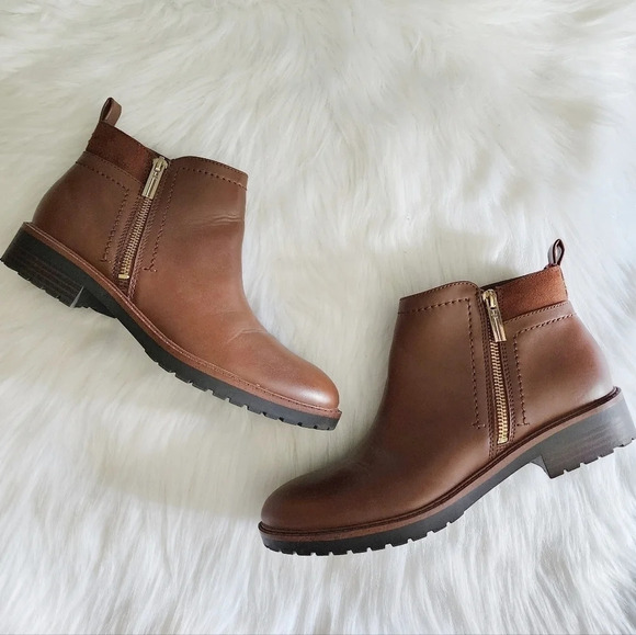 Tommy Hilfiger Shoes - Tommy Hilfiger Brown Fawn 2 Bootie with Zipper